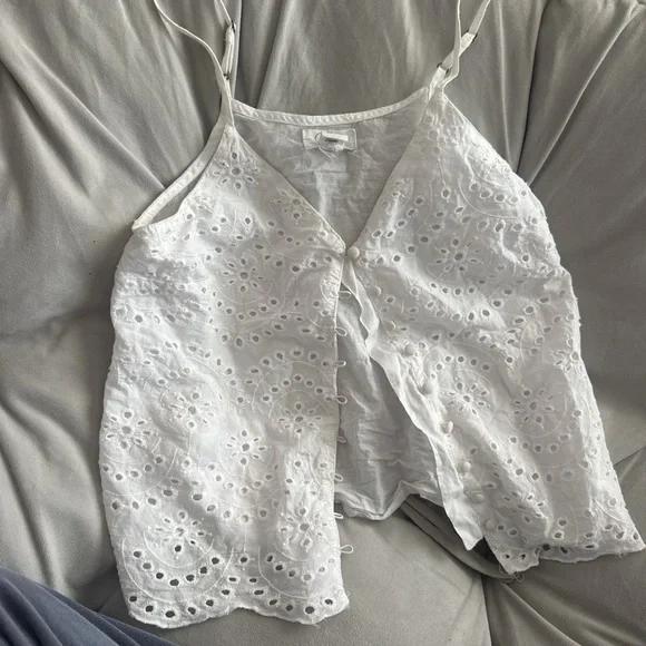Size small cotton top - Picture 1 of 4